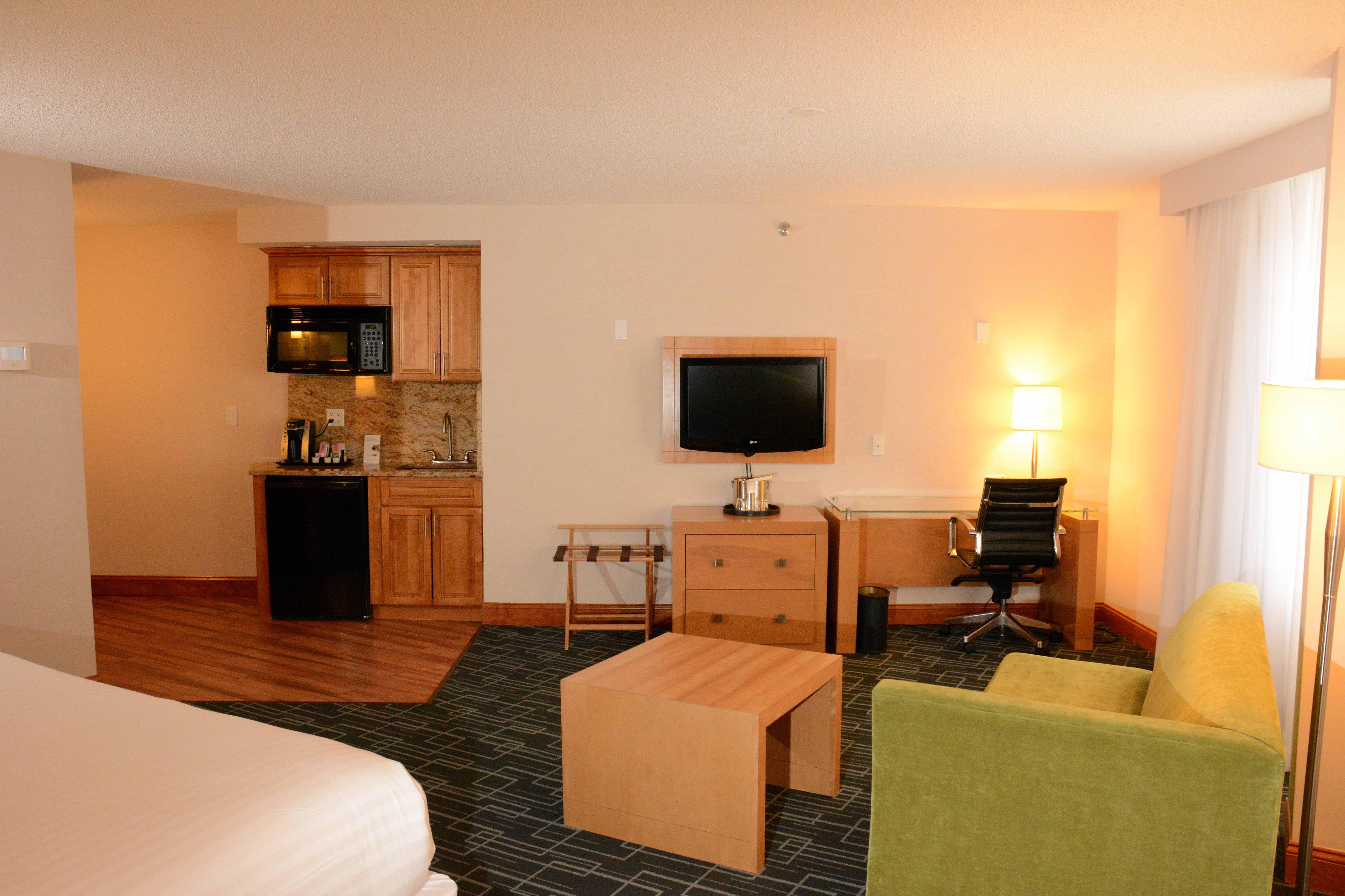 Holiday Inn Express Stamford, An Ihg Hotel エクステリア 写真