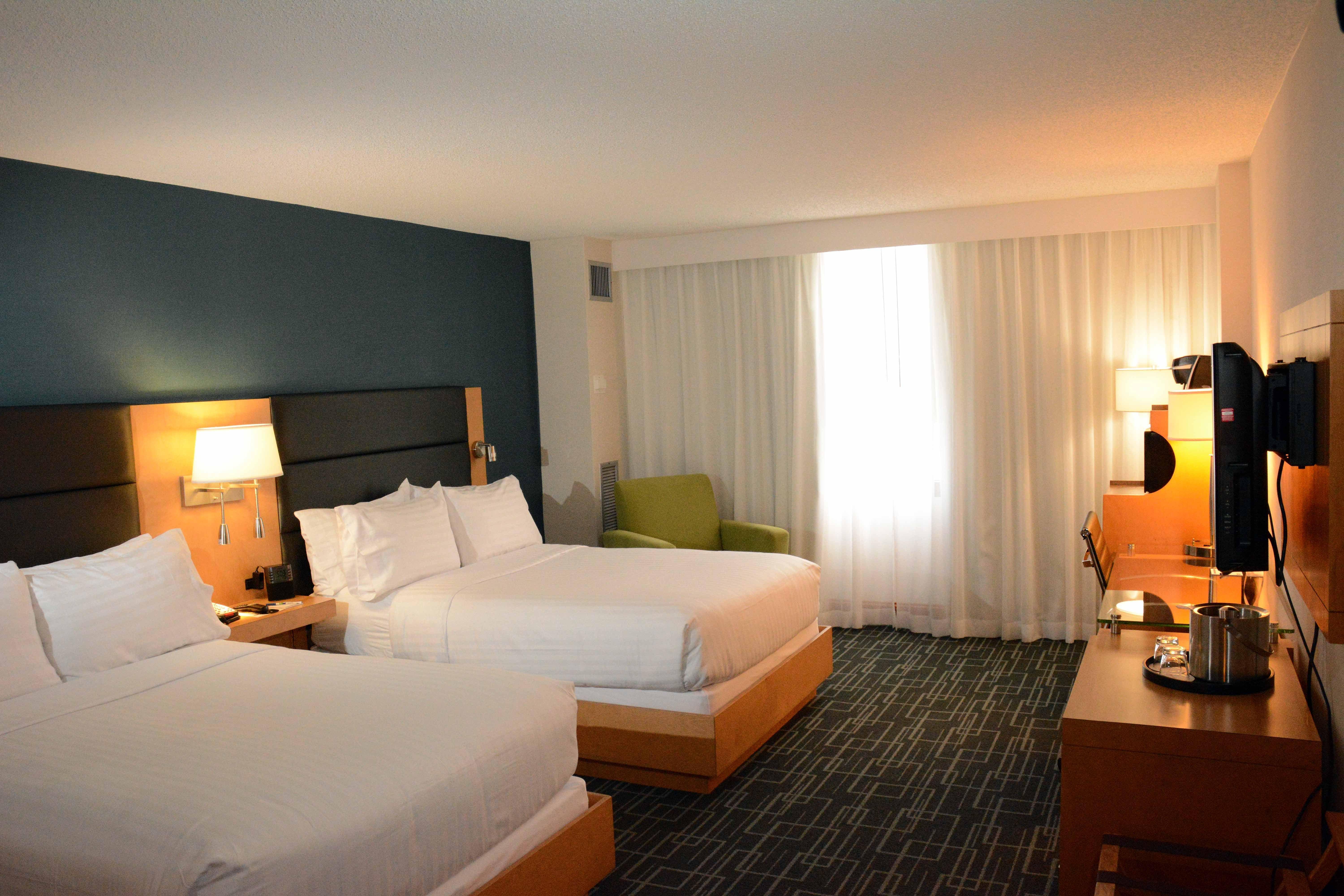 Holiday Inn Express Stamford, An Ihg Hotel エクステリア 写真