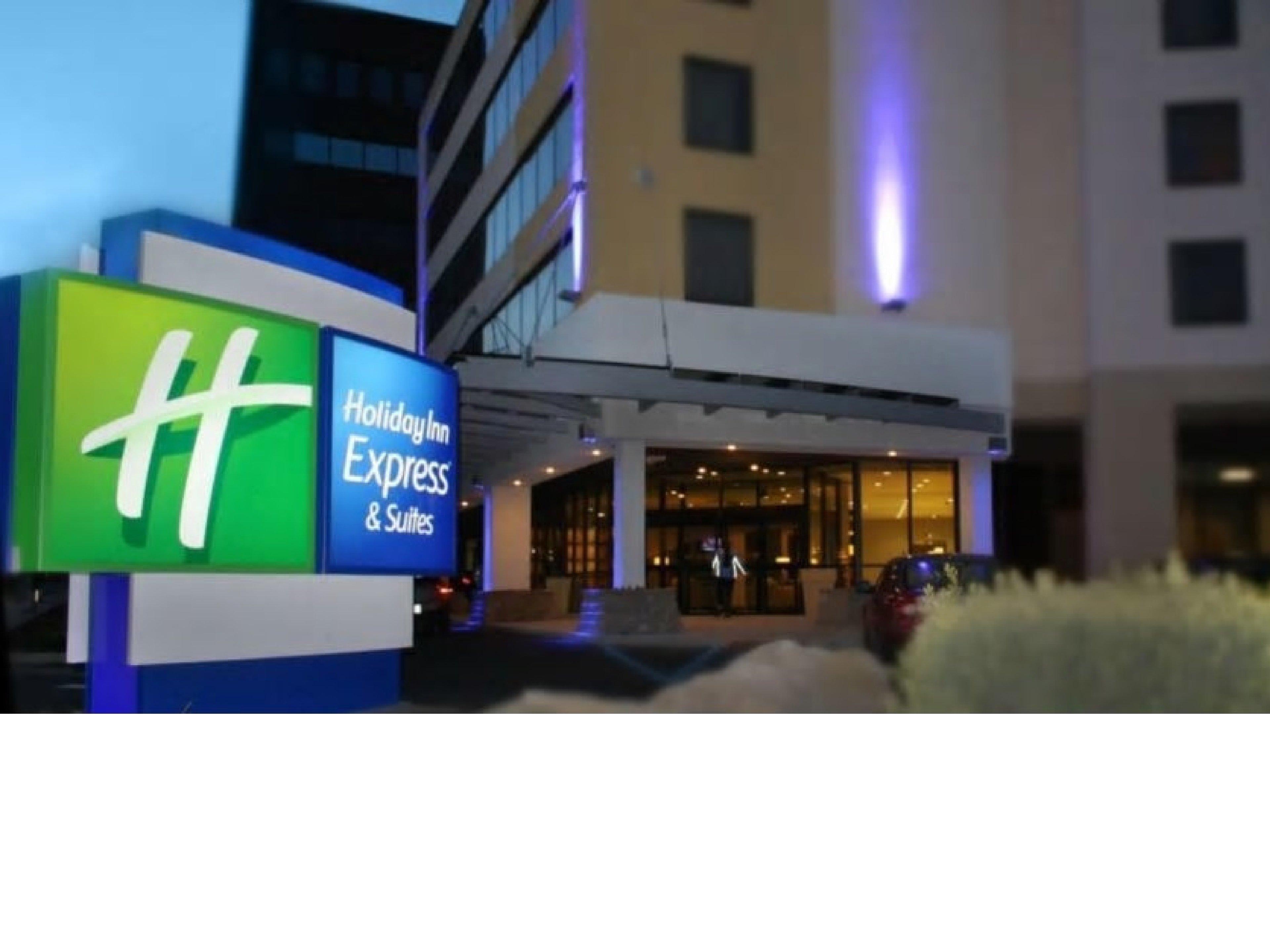 Holiday Inn Express Stamford, An Ihg Hotel エクステリア 写真